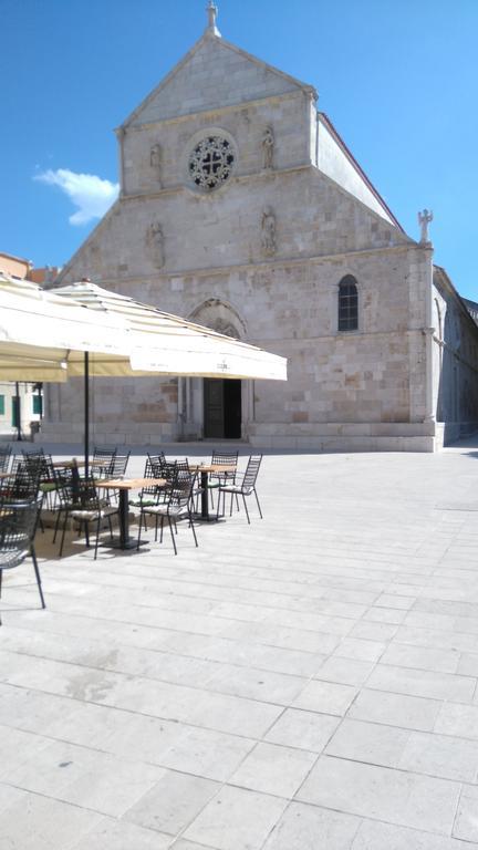 Pag Studio Garden Pag Town Kültér fotó